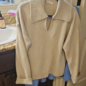 Olivia Grey Women's Beige V-Neck Sweater Oversized Size L Nwot